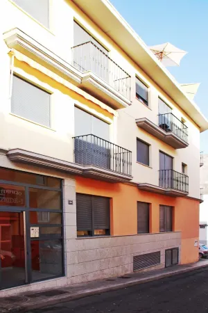 1 min from the beach in a lovely fishing town