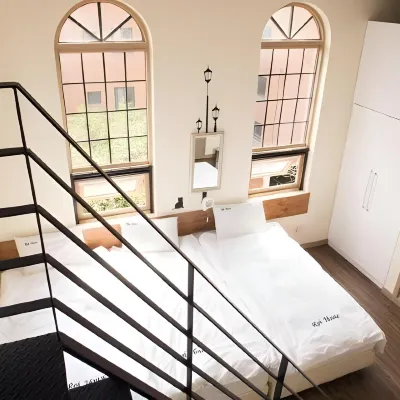 Roi Guesthouse Отели рядом с достопримечательностью «Хондэ»