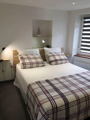 EXCEPTIONAL SEA VIEW WITH LARGE TERRACE ON THE BEACH