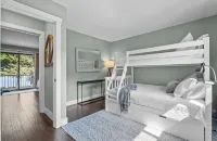 Charming Waterfront Lake Villa on Mille Lacs Lake Hotel a 