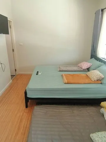 รูปภาพของ3-bedroom 3-bathroom townhome in the Suburbs of Bangkok with Club Pool&Gym