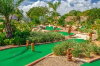 Turtle Villa - ALL INCLUSIVE Luxury One Bed Beachfront Villa with Plunge Pool Hotel a Surfside