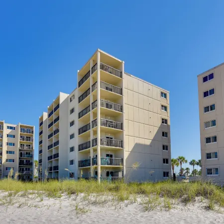 Oceanfront PCB Condo w/ Beach Access & 2 Pools