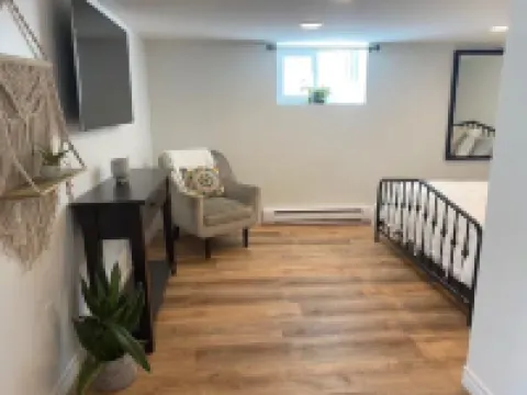 Quinpool Basement Suite
