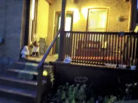 Downtown Peterborough property, lake view; walk to cafes, pubs theatre & beaches