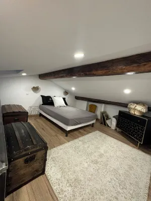 Appartement Moderne Centre Ville Dans Immeuble Ancien 5 mn des Plages  호텔