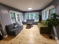 Cedarburg \ Mequon River retreat Hotels in Mequon