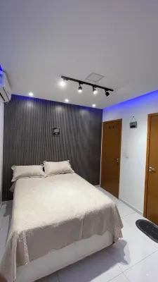 Airy and cozy apartment (close to everything) Hotels in Paco do Lumiar