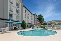 La Quinta Inn & Suites by Wyndham Sherman - Pools