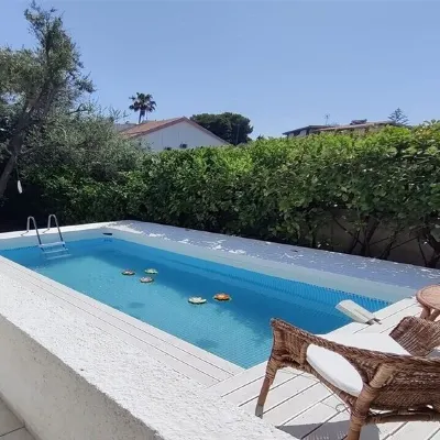 Pool Seaside Relais - Ville Ninfea, Marea, Rosa e Cassiopea Hotels near Fontane Bianche