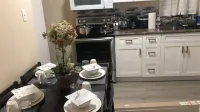 Cozy two-bedroom retreat in the heart of St. Boniface, - Apartments