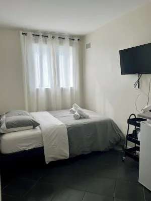 Studio near Alfortville train station Le 148 주변 호텔