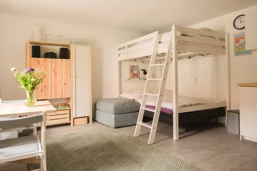 Haus Hummel | vacation apartment Dora | 300 m to the lake | large garden & playground