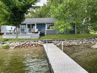 Cozy Lake Cottage between Fargo and Detroit Lakes -in the Cormorant Lakes area.