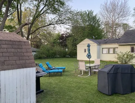 Awesome Unbeatable 5-Star Location…walk to ND in 10 minutes!