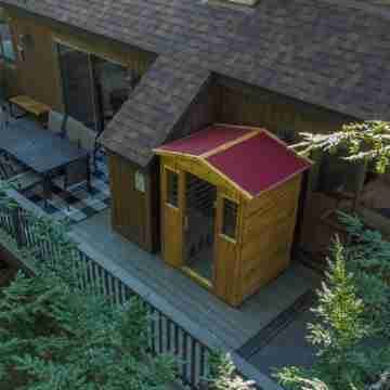 NEW-Stowecation-Lux 5bd-Hot Tub-Sauna-Game Room Hotel Exterior