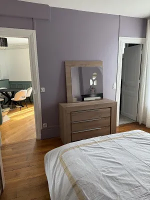 Paris Stay Hotels near Fashion Center