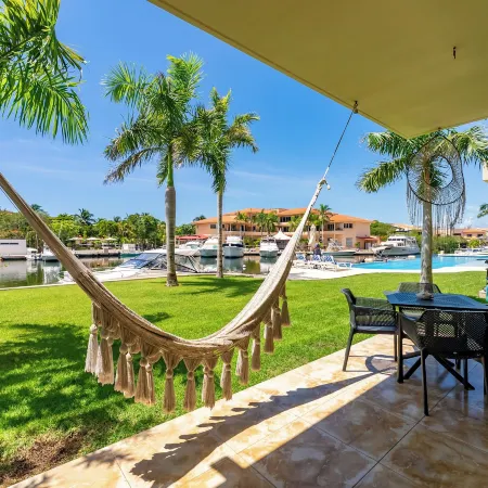 Ground Floor Marina View Infinity Pool Private Terrace Puerto Aventuras