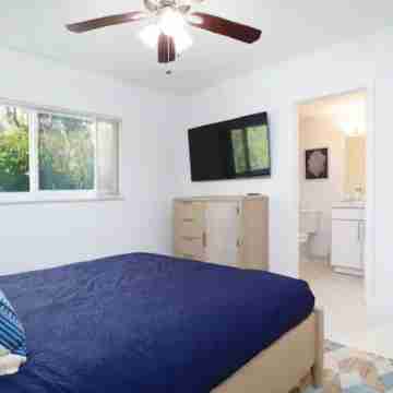 1 BR Apt / Cozy / Close to the Beach Rooms