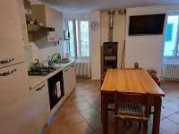 MARIO'S HOUSE, near to VARENNA Hotels in Perledo