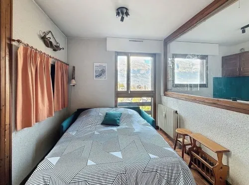 Beautiful apartment 4 pers, Mont Blanc, Parking, 40m2, edge of piste, ideal for hiking