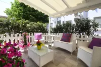 SPLENDIDA SINGLE HOUSE IN GATTEO MARE Hotels in Gatteo a Mare