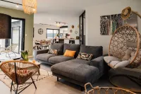 Modern villa with Spa 10 pers Hotels in Santec