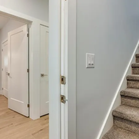 Exquisite Honeygold Apartment-2 Bedrooms