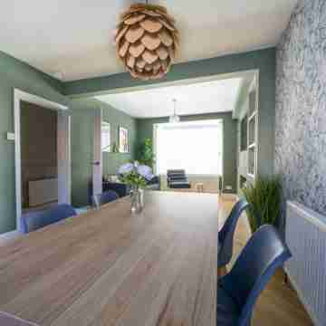 Luxury Townhouse 2BR | Belfast's Best Area Others