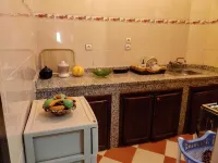 Appart Décoration Traditionnelle Bien Équipé 10 min Loin de Plage D'aglou Hotels in Tiznit