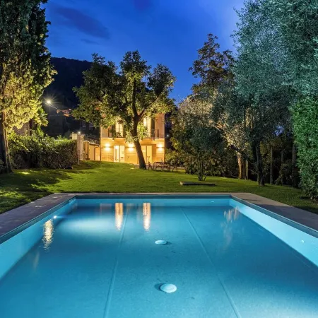 Villa Lilla Bellagio | Luxury Pool & Wine with Lake View