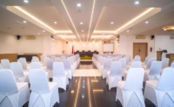 Grand Tryas Hotel