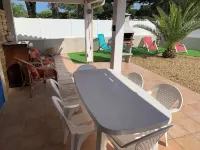 Villa 3ch Dans Résidence Avec Piscine Wifi Climatisation à Proximité des Plages Hotels in Portiragnes
