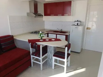 Beach view appartment  호텔