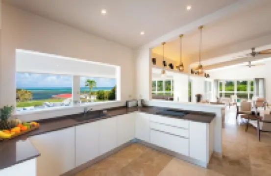 Villa Pétronille, Spacious luxury villa, sleeps 18 Cap Est, Le François