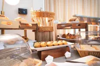 Treetop by Eight Continents Zanzibar - breakfast