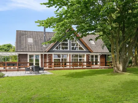 "Månviva" - 150m to the Fjord Отели в г. Redsted