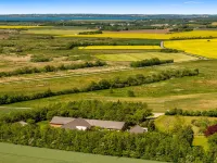 "Elia" - 5km to the Fjord