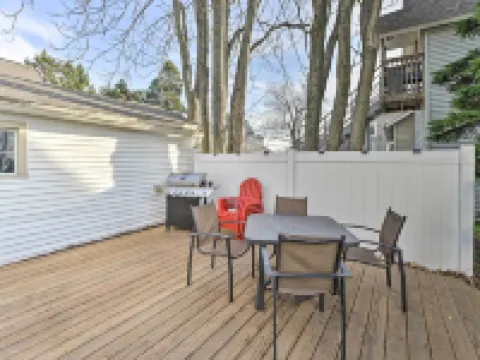 All-Season Grand Haven Getaway with Deck! Hotels in Grand Haven