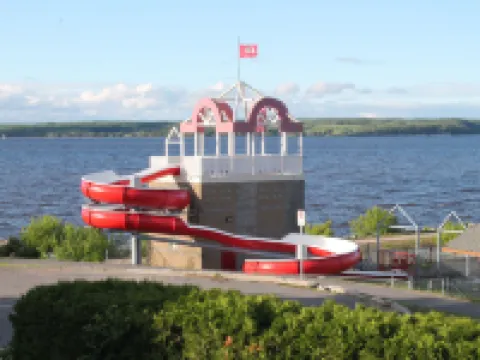 Leisure Inn Hotels in Timiskaming District