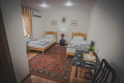 Parivash Guest House فنادق في 