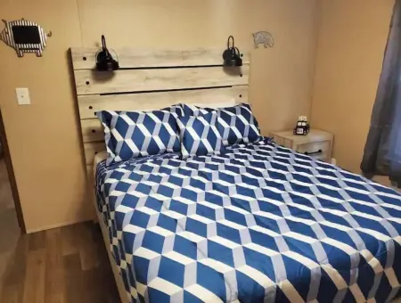 Peaceful country home away in the wilderness