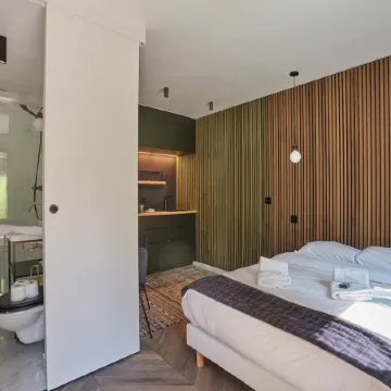 ﻿Superb Suite in Neuilly Porte Maillot