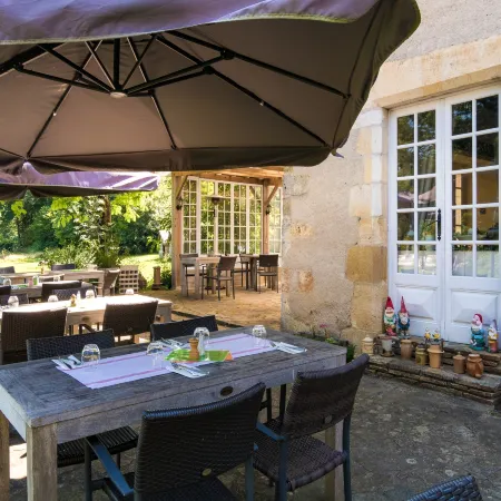 Castle Apartment in Chaleix near Forest