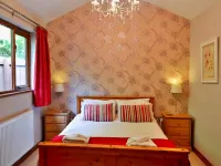 Bungalow in Bovey Tracey with Hot Tub