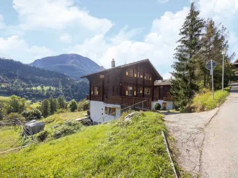 8p Chalet in the mountains near Fiesch ski area