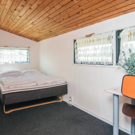 6 person holiday home in Juelsminde