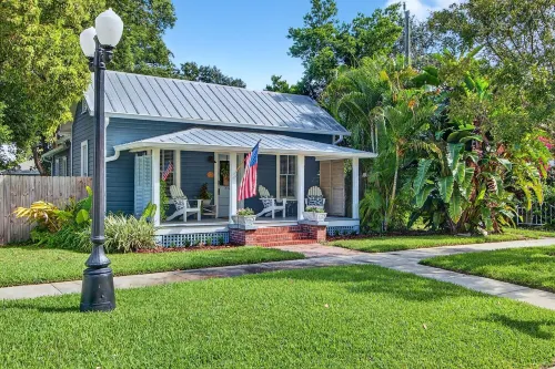 2BR COTTAGE IN SANFORD HISTORIC DISTRICT