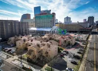 Pretty Posh Pad-Block to Ocean Casino and Waterpark