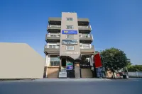 FabHotel Tree House – Nr Yashobhoomi Convention Centre Дварка: отели